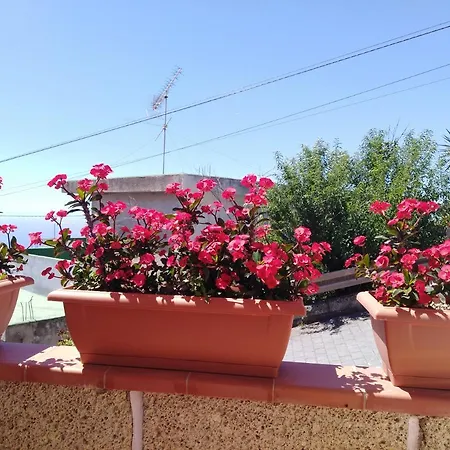 Casa Isabel - *