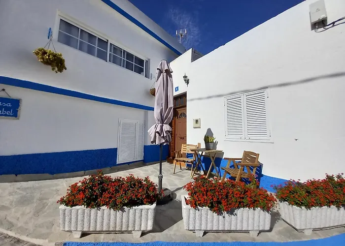 Casa Isabel - *